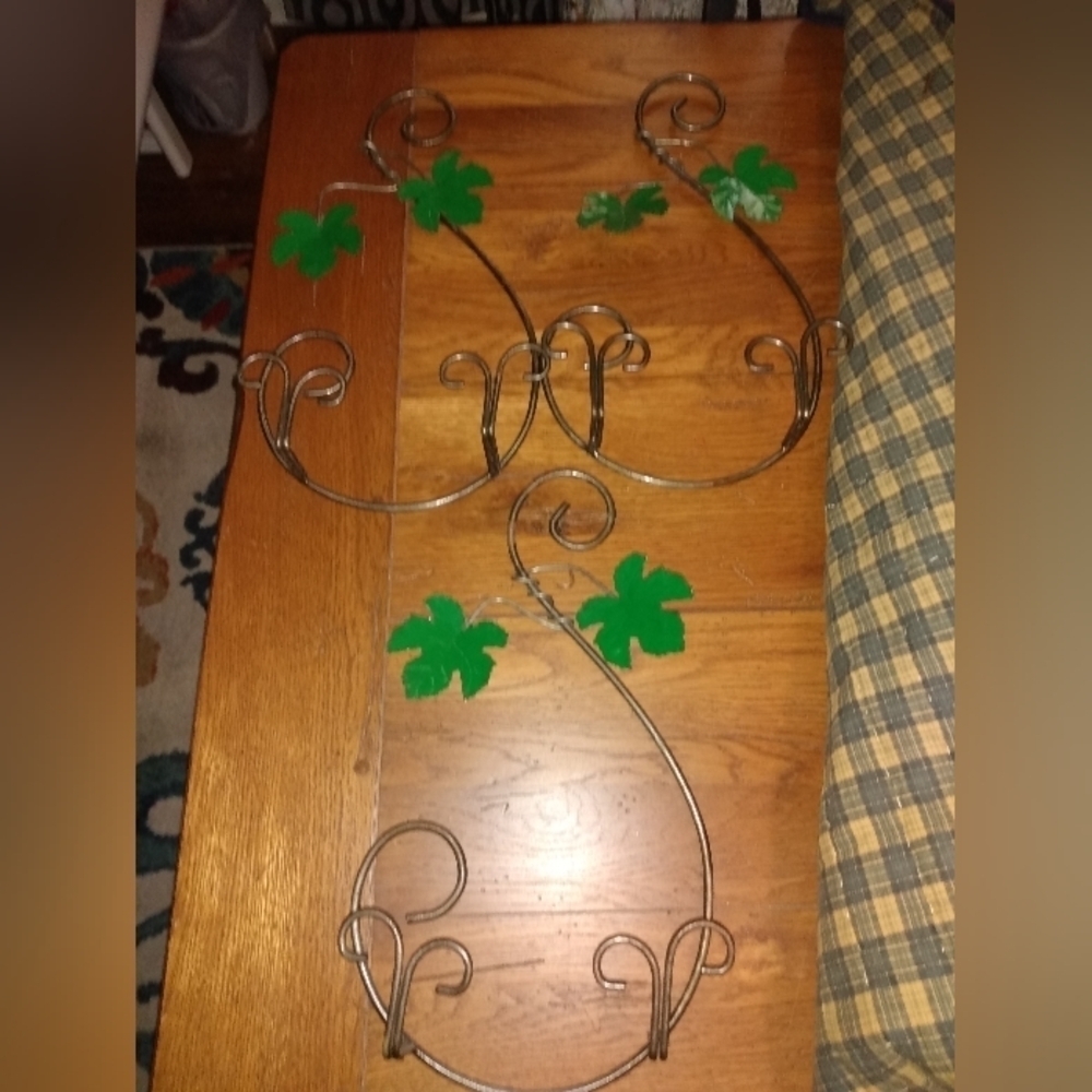 Set Of 3 Ivy Plate Holder For Wall - Picture 2 of 3